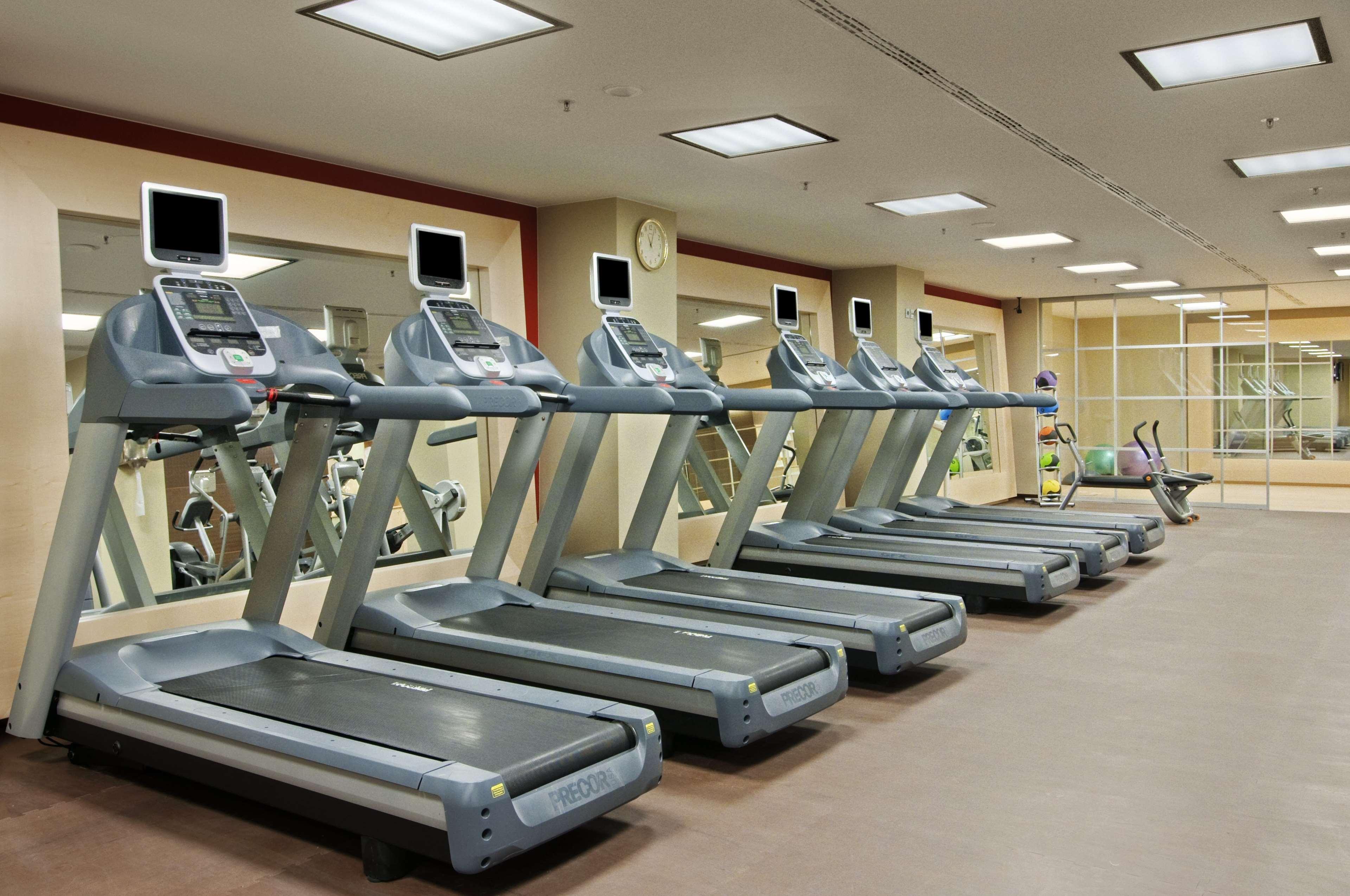 Hotel Hilton Park 4*